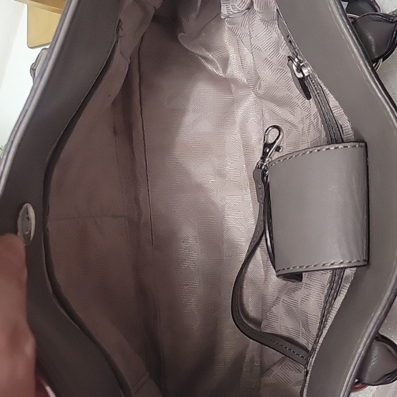 MICHAEL KORS HAMILTON SATCHEL BAG - Picture 9 of 9